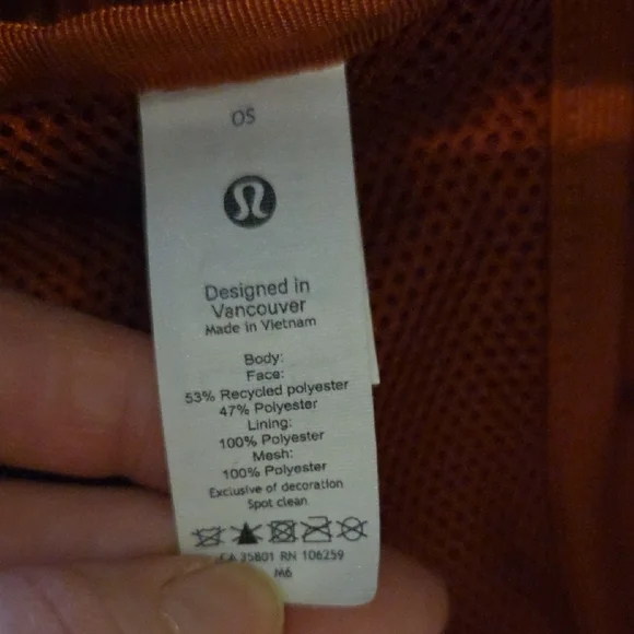 Lululemon Everyday Backpack 2.0 - Picture 6 of 7
